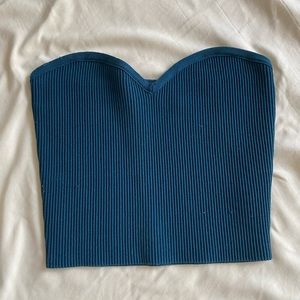 Aritizia Babaton Sculpt Knit Sweetheart Tube Top